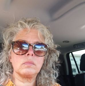 Meet your Posher, Beth